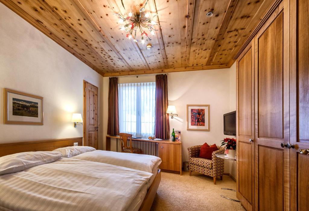 أروسا Hotel Pratschli المظهر الخارجي الصورة